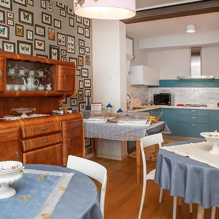 Alle Scalette Bed & Breakfast *